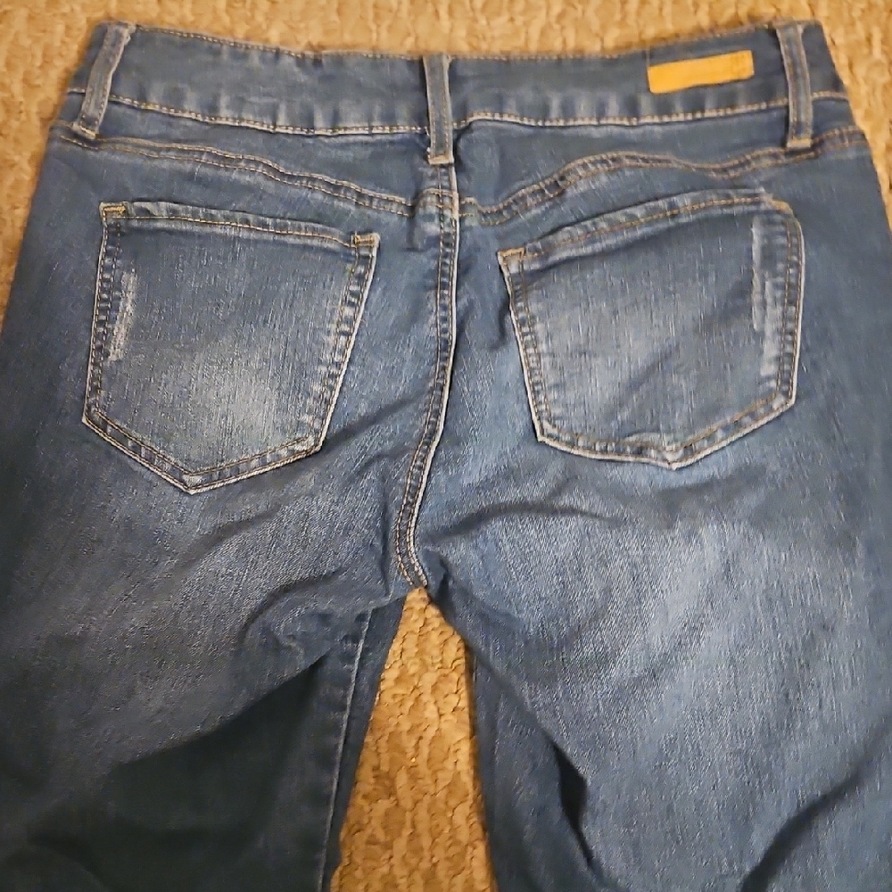 Stylish Blue Distressed Women's Skinny Jeans - Picture 5 of 7